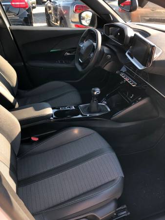 Peugeot 2008 1.2 PureTech 130ch S&S Allure