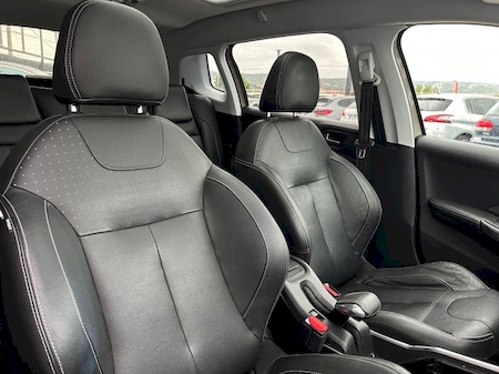 Peugeot 2008 1.2 PureTech 110ch S&S EAT5 Feline Titane