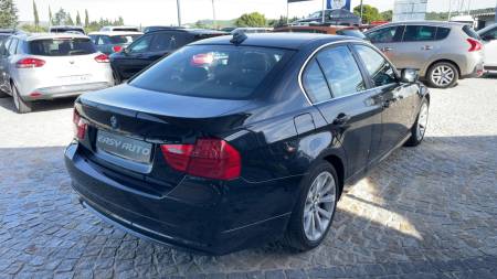 BMW SERIE 318d 143 ch Edition Executive