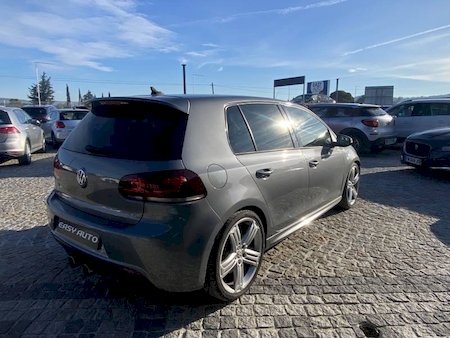 Volkswagen Golf 2.0 TSI 270 R 4Motion DSG6