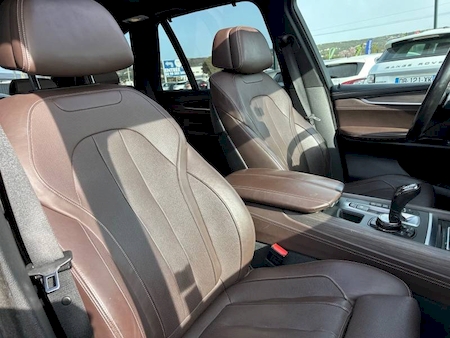 BMW X5 F15 M50d 381 ch A
