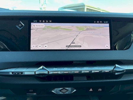 DS 4 BlueHDi 130 EAT8 Trocadero