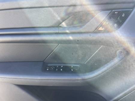 Porsche Taycan 4S 571 ch avec batterie performance plus