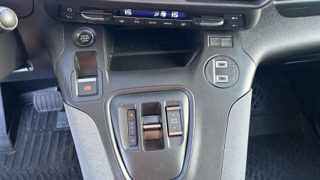 Peugeot Rifter XL 950 KG BLUEHDI 130 S&S EAT8